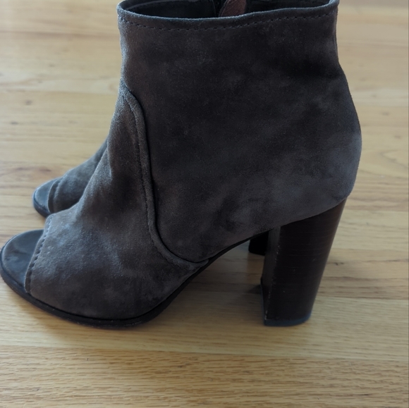 Frye Brown Peep Toe Bootie Black Suede Sz 9 Stack Heels - Picture 4 of 12